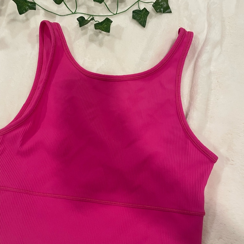 Lululemon power pivot tank
